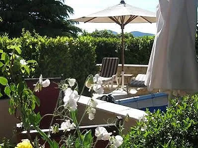 Logis Hotel Le Vieil Amandier Trigance 2*,