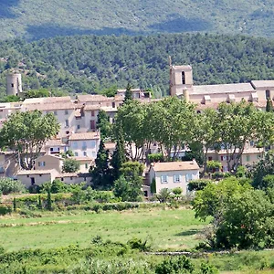 Logis De L'etang Hotel